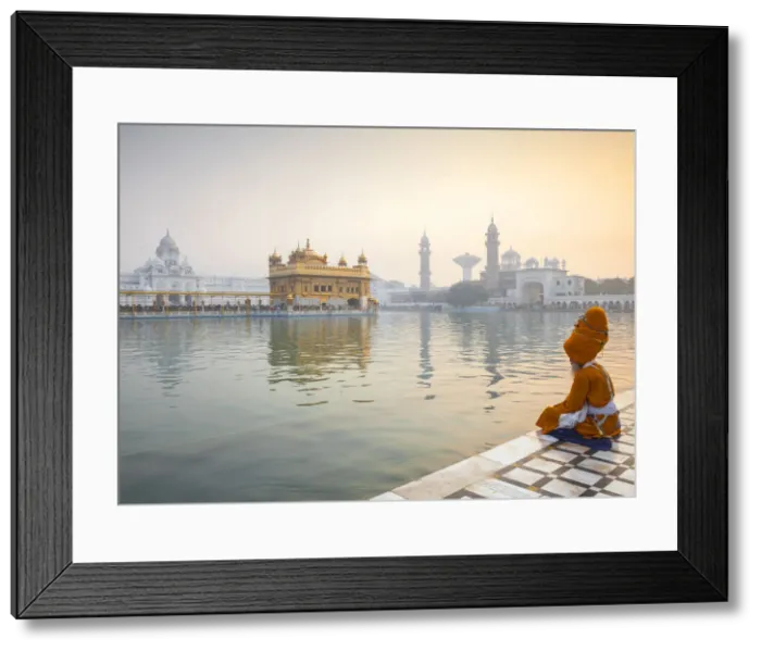 Framed Print : India, Punjab, Amritsar, Pilgrims at The Harmandir Sahib, nown as The Golden Temple