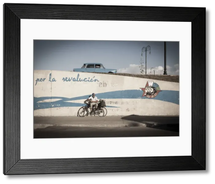 Framed Print : Revolutionary slogan, Habana Vieja, Havana, Cuba