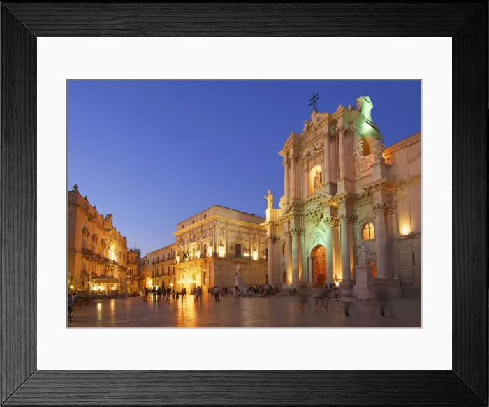 Framed Print : Cathedral Santa Maria delle Colonne, Syracuse, Sicily, Italy Framed Print : Cathedral Santa Maria delle Colonne, Syracuse, Sicily, Italy