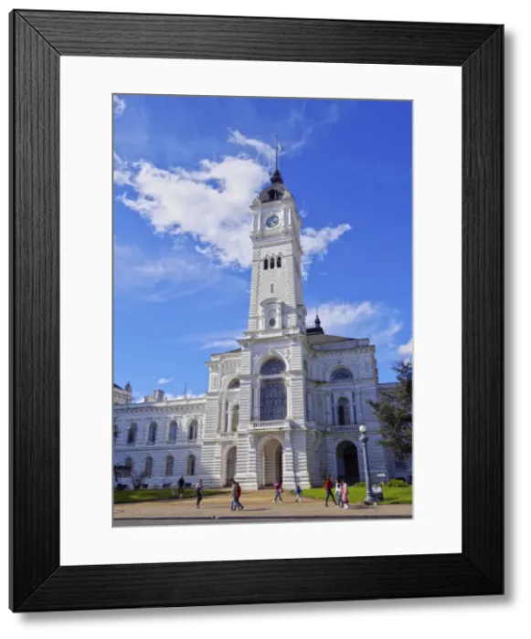 Framed Print : Argentina, Buenos Aires Province, La Plata, View of the City Hall on Plaza Moreno Framed Print : Argentina, Buenos Aires Province, La Plata, View of the City Hall on Plaza Moreno