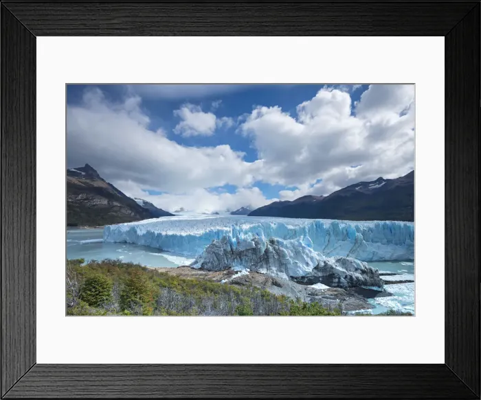 Framed Print : South America, Patagonia, Argentina, Santa Cruz, El Calafate, Los Glaciares, National Framed Print : South America, Patagonia, Argentina, Santa Cruz, El Calafate, Los Glaciares, National