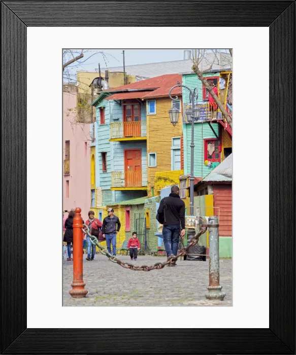 Framed Print : Argentina, Buenos Aires Province, City of Buenos Aires, La Boca, View of Colourful Framed Print : Argentina, Buenos Aires Province, City of Buenos Aires, La Boca, View of Colourful
