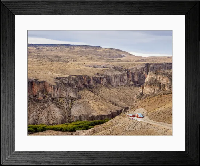 Framed Print : Cueva de las Manos Visitor Centre, Rio Pinturas Canyon, Santa Cruz Province, Patagonia Framed Print : Cueva de las Manos Visitor Centre, Rio Pinturas Canyon, Santa Cruz Province, Patagonia