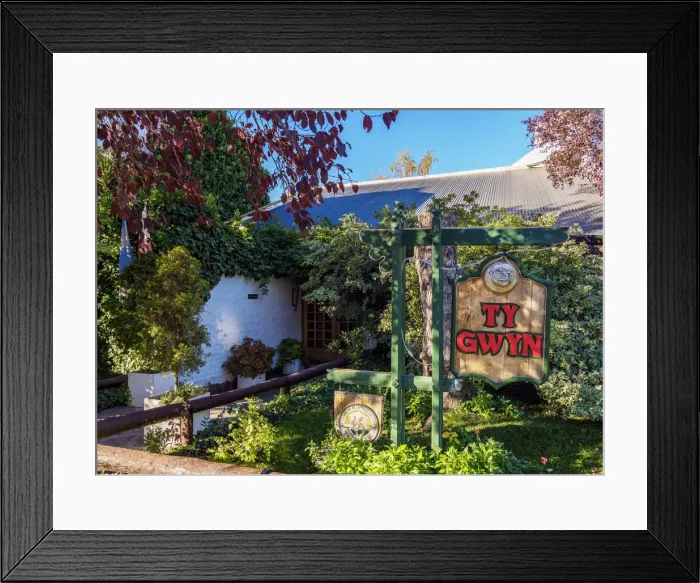 Framed Print : Welsh Tea House Ty Gwyn, Gaiman, The Welsh Settlement, Chubut Province, Patagonia Framed Print : Welsh Tea House Ty Gwyn, Gaiman, The Welsh Settlement, Chubut Province, Patagonia