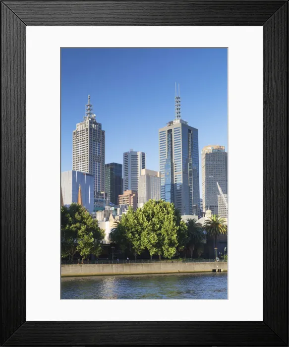 Framed Print : Melbourne skyline along Yarra River, Melbourne, Victoria, Australia Framed Print : Melbourne skyline along Yarra River, Melbourne, Victoria, Australia