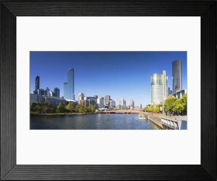 Framed Print : View of Melbourne skyline along Yarra River, Melbourne, Victoria, Australia Framed Print : View of Melbourne skyline along Yarra River, Melbourne, Victoria, Australia