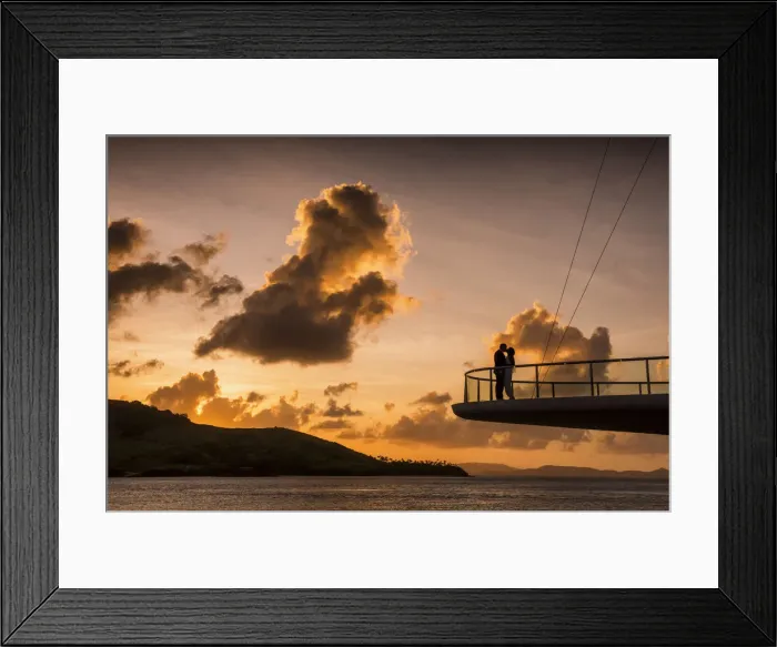 Framed Print : Kissing Couple at Sunset, Hamilton Island, Whitsunday Islands, Queensland, Australia Framed Print : Kissing Couple at Sunset, Hamilton Island, Whitsunday Islands, Queensland, Australia