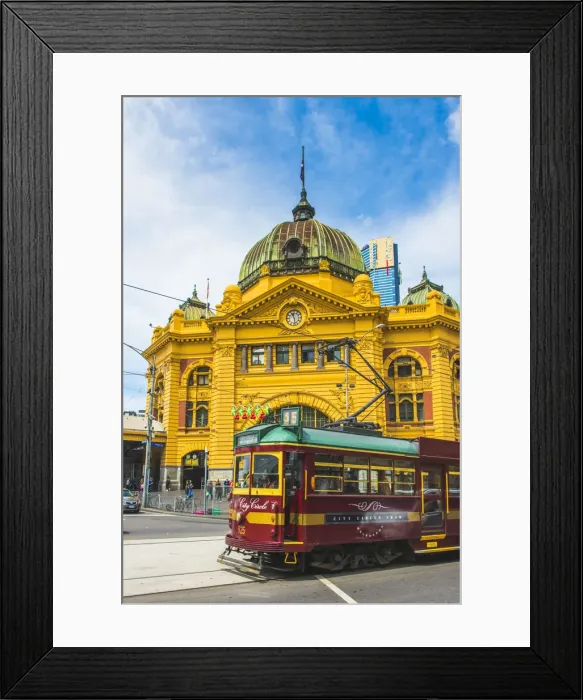 Framed Print : Melbourne, Victoria, Australia. Flinders Street Station and the historical old tram Framed Print : Melbourne, Victoria, Australia. Flinders Street Station and the historical old tram