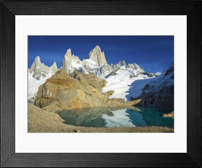 Framed Print : Laguna de los Tres after sunrise against iconic Fitz Roy mountain, UNESCO, Los Glaciares Framed Print : Laguna de los Tres after sunrise against iconic Fitz Roy mountain, UNESCO, Los Glaciares