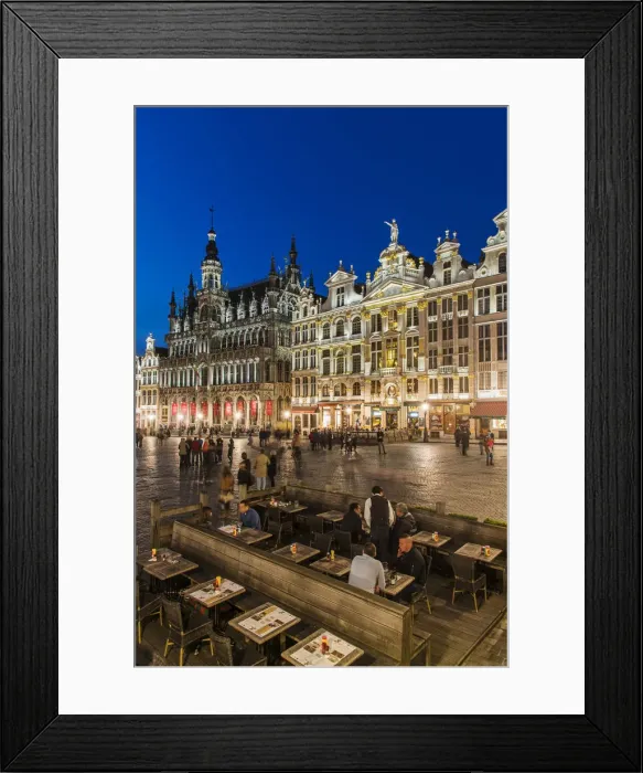 Framed Print : Night view of Grand Place with Maison du Roi and other guildhalls, Brussels, Belgium Framed Print : Night view of Grand Place with Maison du Roi and other guildhalls, Brussels, Belgium
