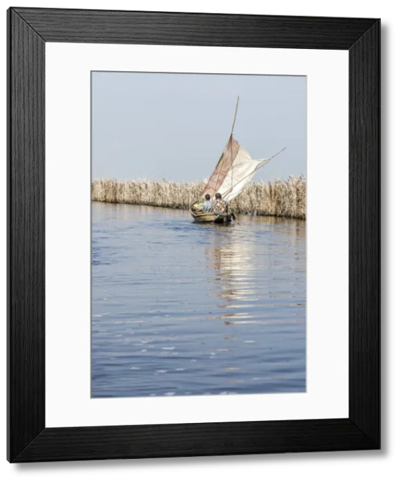 Framed Print : Africa, Benin, Lac Nokoue. Sailing in the lagoon Framed Print : Africa, Benin, Lac Nokoue. Sailing in the lagoon