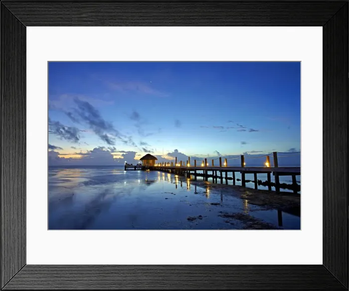 Framed Print : Central America, Belize, Ambergris Caye, San Pedro, dawn over the Caribbean sea Framed Print : Central America, Belize, Ambergris Caye, San Pedro, dawn over the Caribbean sea