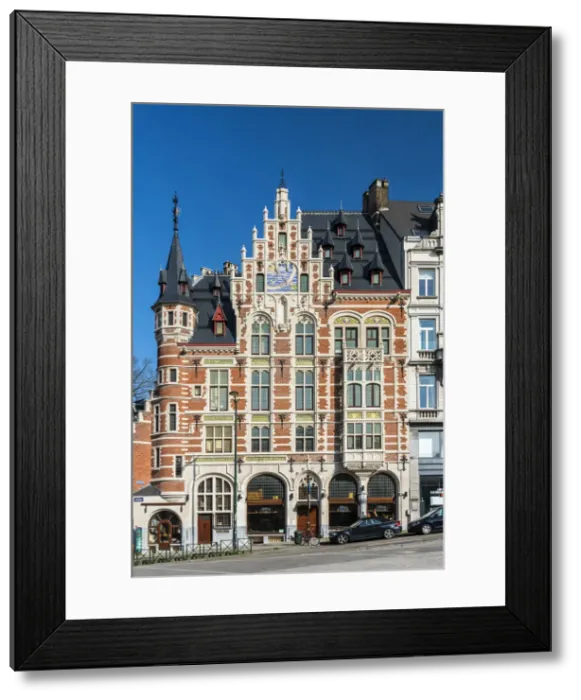 Framed Print : Historic building at Mont des Arts, Brussels, Belgium Framed Print : Historic building at Mont des Arts, Brussels, Belgium