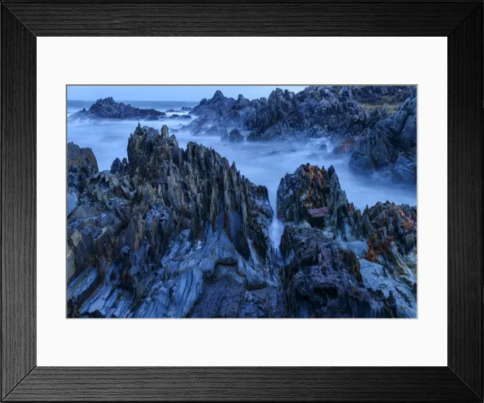 Framed Print : Australia, Tasmania, West Coast, the rocky Tarkine Coast Framed Print : Australia, Tasmania, West Coast, the rocky Tarkine Coast