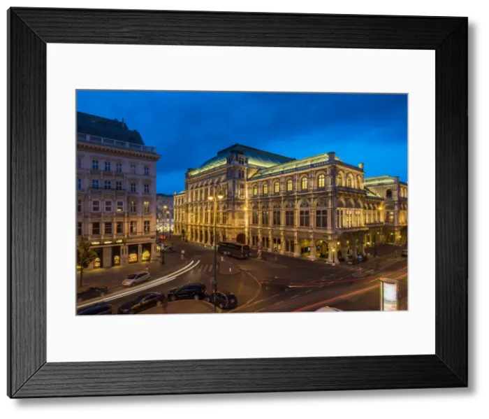 Framed Print : The Vienna State Opera at night, Vienna, Austria Framed Print : The Vienna State Opera at night, Vienna, Austria