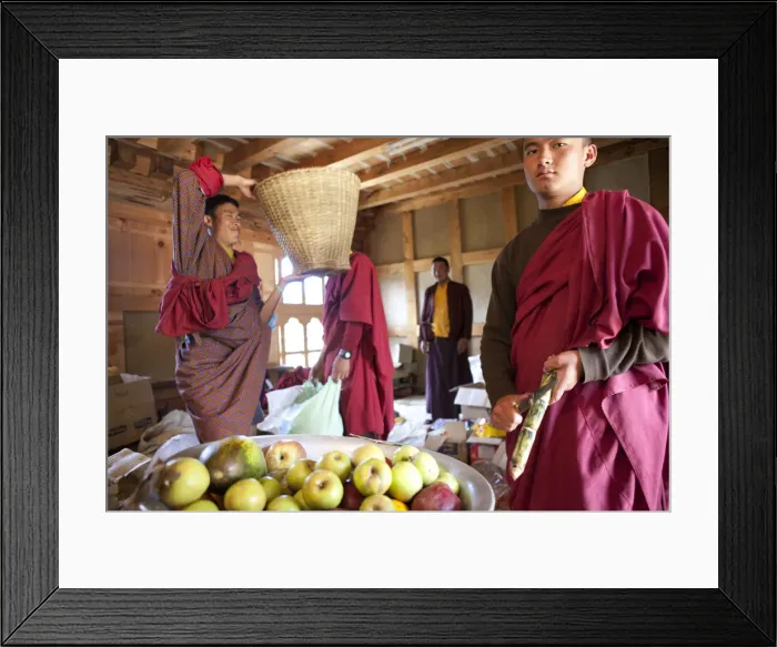 Framed Print : Preparing fruits at the Gangtey Gompa in Bhutan
