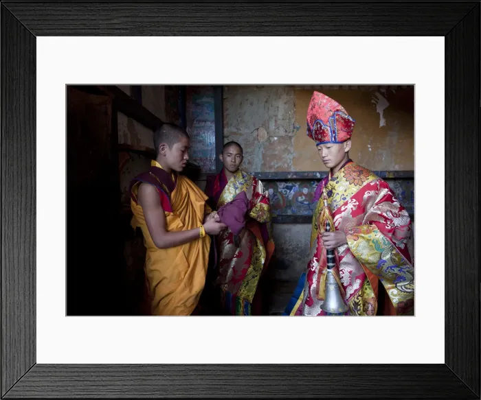 Framed Print : Participants prepare for the Tamshingphala Tsechu in Bumthang, Bhutan Framed Print : Participants prepare for the Tamshingphala Tsechu in Bumthang, Bhutan