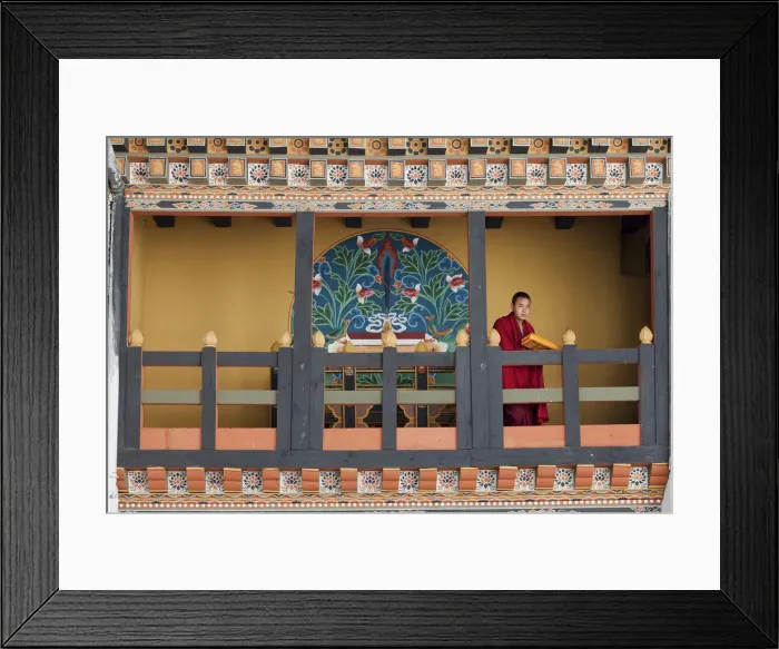 Framed Print : Thimpu, Bhutan. Monks at the Simtokha Dzong. Built in 1629 by Zhabdrung Ngawang Namgyal Framed Print : Thimpu, Bhutan. Monks at the Simtokha Dzong. Built in 1629 by Zhabdrung Ngawang Namgyal