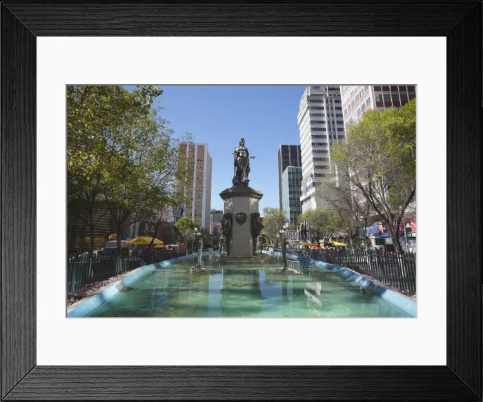 Framed Print : Statue on Avenida 16 de Julio (El Prado), La Paz, Bolivia Framed Print : Statue on Avenida 16 de Julio (El Prado), La Paz, Bolivia