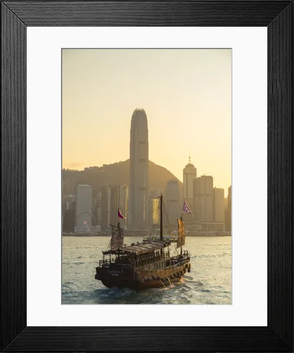 Framed Print : Junk boat in Victoria Harbour, Hong Kong Island, Hong Kong Framed Print : Junk boat in Victoria Harbour, Hong Kong Island, Hong Kong