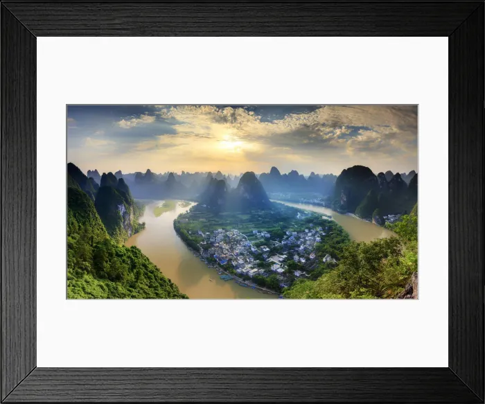 Framed Print : China, Guangxi province, Xingping village along River Li Framed Print : China, Guangxi province, Xingping village along River Li