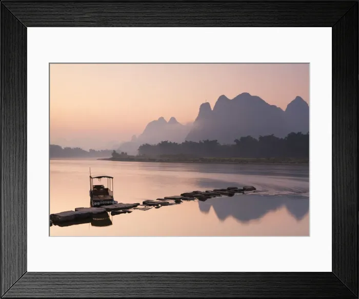 Framed Print : Li River at dawn, Xingping, Yangshuo, Guangxi, China Framed Print : Li River at dawn, Xingping, Yangshuo, Guangxi, China
