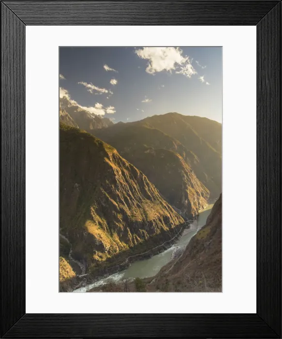 Framed Print : Tiger Leaping Gorge and Jade Dragon Snow Mountain (Yulong Xueshan), Yunnan, China Framed Print : Tiger Leaping Gorge and Jade Dragon Snow Mountain (Yulong Xueshan), Yunnan, China
