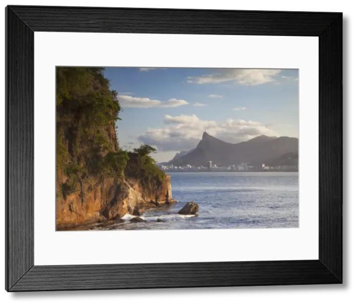 Framed Print : View of Christ the Redeemer statue from Ilha da Boa Viagem, Niteroi, Rio de Janeiro Framed Print : View of Christ the Redeemer statue from Ilha da Boa Viagem, Niteroi, Rio de Janeiro