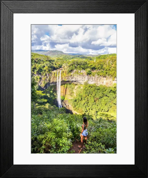 Framed Print : The Chamarel waterfall. Chamarel, Black River (Riviere Noir), Mauritius, Africa (MR) Framed Print : The Chamarel waterfall. Chamarel, Black River (Riviere Noir), Mauritius, Africa (MR)