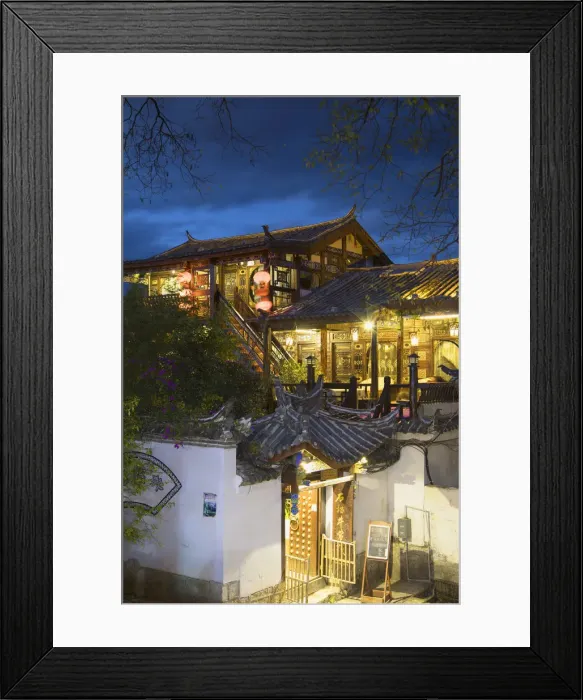 Framed Print : Guesthouse at dusk, Lijiang (UNESCO World Heritage Site), Yunnan, China Framed Print : Guesthouse at dusk, Lijiang (UNESCO World Heritage Site), Yunnan, China