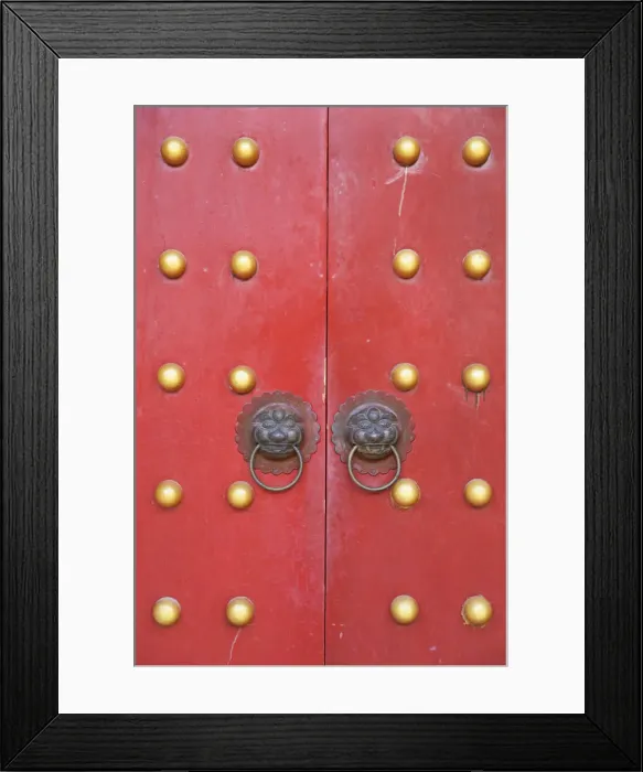 Framed Print : Door at Mu Family Mansion, Lijiang (UNESCO World Heritage Site), Yunnan, China Framed Print : Door at Mu Family Mansion, Lijiang (UNESCO World Heritage Site), Yunnan, China