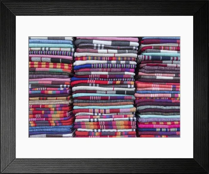 Framed Print : Hand woven blankets, Lijiang (UNESCO World Heritage Site), Yunnan, China Framed Print : Hand woven blankets, Lijiang (UNESCO World Heritage Site), Yunnan, China