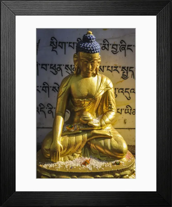 Framed Print : Buddha Statue in Swayambhunath temple, Kathmandu Valley, Nepal, Asia Framed Print : Buddha Statue in Swayambhunath temple, Kathmandu Valley, Nepal, Asia