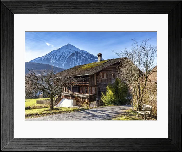 Framed Print : Simmentalerhaus museum with Mount Niesen in the background. Spiez, Canton of Bern Framed Print : Simmentalerhaus museum with Mount Niesen in the background. Spiez, Canton of Bern