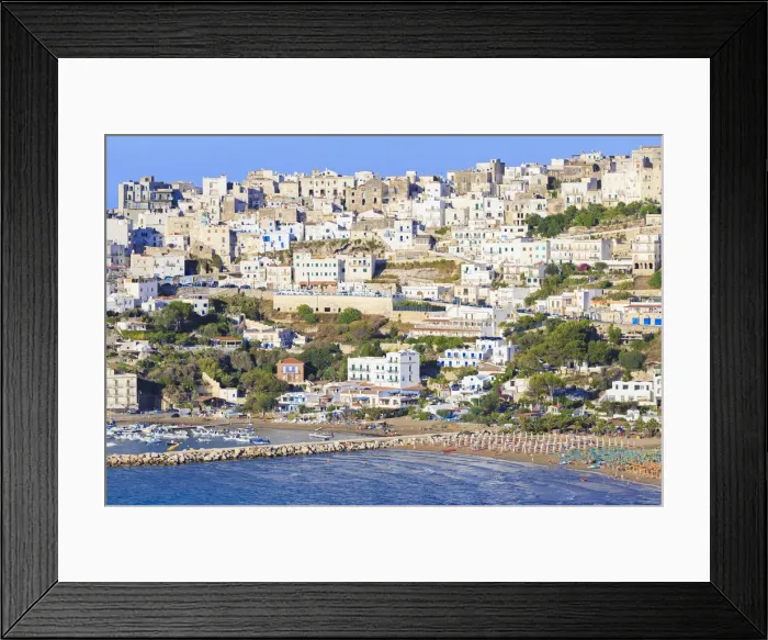 Framed Print : Traditional white houses in the old town of Peschici, lit by the sun. Apulia(Puglia)