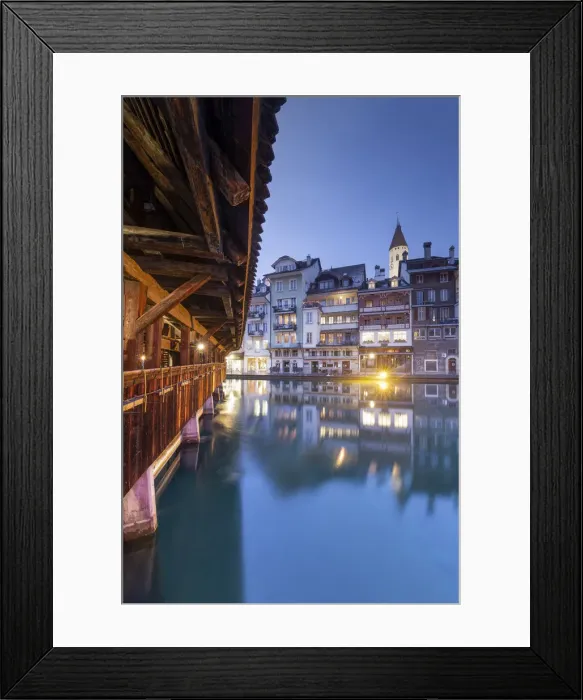 Framed Print : Traditional houses are reflected in the Aare river. Thun, Canton of Bern, Switzerland Framed Print : Traditional houses are reflected in the Aare river. Thun, Canton of Bern, Switzerland