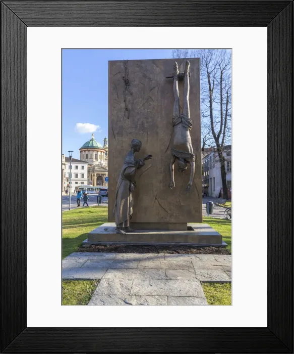 Framed Print : Monument to the partisan(Monumento al Partigiano) in the lower town of Bergamo, Lombardy Framed Print : Monument to the partisan(Monumento al Partigiano) in the lower town of Bergamo, Lombardy