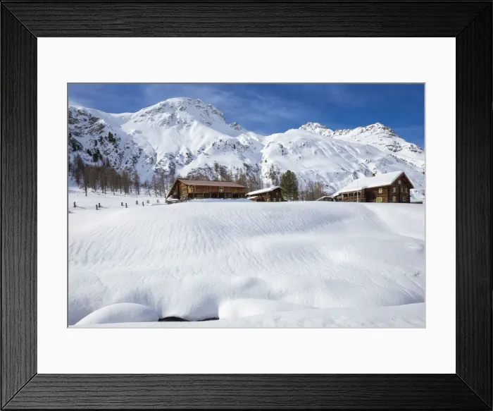 Framed Print : Walser houses of Sertig Dorfli. Sertigtal, Graubuenden, Prattigau(Prattigovia) / Davos Framed Print : Walser houses of Sertig Dorfli. Sertigtal, Graubuenden, Prattigau(Prattigovia) / Davos