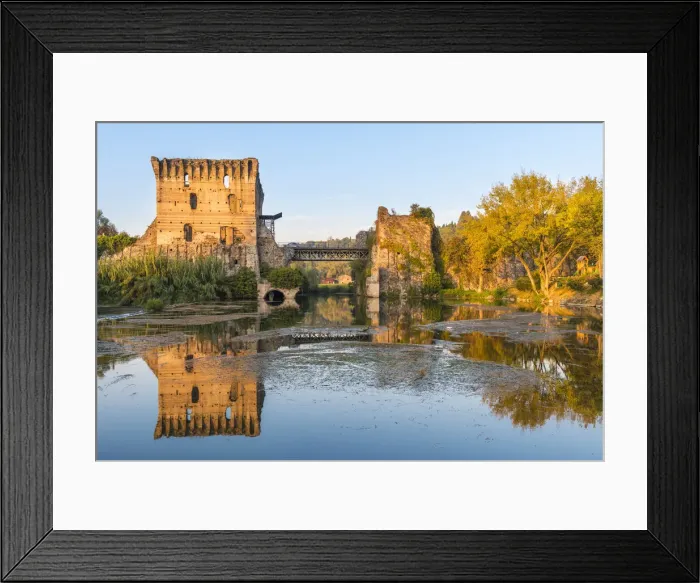 Framed Print : Borghetto, Valeggio sul Mincio, Verona province, Veneto, Italy Framed Print : Borghetto, Valeggio sul Mincio, Verona province, Veneto, Italy