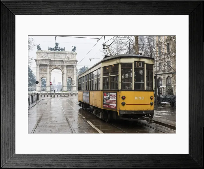 Framed Print : Iconic tramway with Arch of Peace in the background. Milan, Lombardy, Italy
