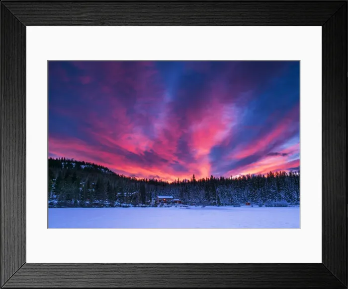 Framed Print : Sunrise Over Pyramid Lake, Jasper National Park, Aberta, Canada Framed Print : Sunrise Over Pyramid Lake, Jasper National Park, Aberta, Canada