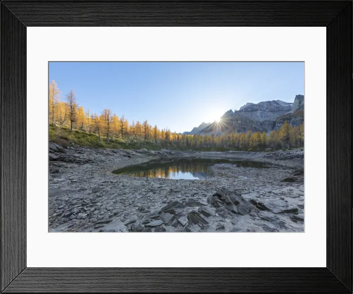 Framed Print : The Nero Lake in autumn at sunset (Buscagna Valley, Alpe Devero, Alpe Veglia and Alpe
