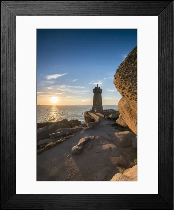 Framed Print : Ploumanach lighthouse at sunset. Perros-Guirec, Cotes-d Armor, Brittany Framed Print : Ploumanach lighthouse at sunset. Perros-Guirec, Cotes-d Armor, Brittany