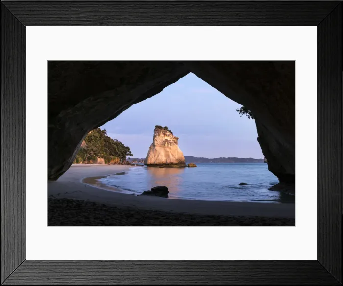 Framed Print : Te Hoho rock at Cathedral Cove. Hahei, Waikato region, North Island, New Zealand Framed Print : Te Hoho rock at Cathedral Cove. Hahei, Waikato region, North Island, New Zealand