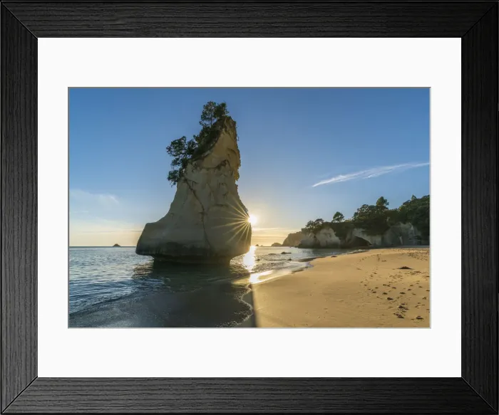 Framed Print : Sun behind Te Hoho rock at Cathedral Cove Framed Print : Sun behind Te Hoho rock at Cathedral Cove