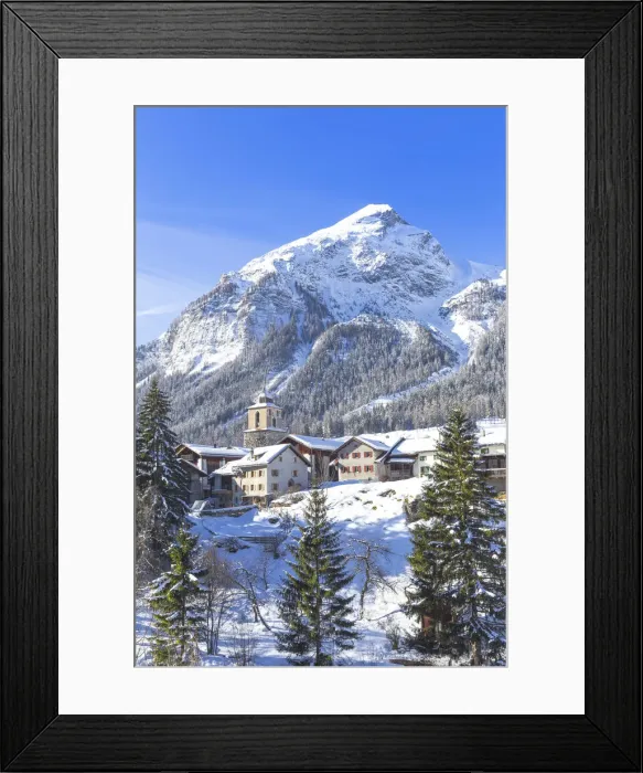 Framed Print : Fresh snow at the village of Bergun, Albula Valley, District of Prattigau / Davos, Canton Framed Print : Fresh snow at the village of Bergun, Albula Valley, District of Prattigau / Davos, Canton