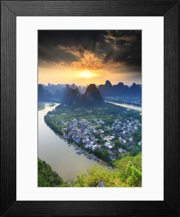 Framed Print : China, Guangxi province, Xingping village along River Li Framed Print : China, Guangxi province, Xingping village along River Li