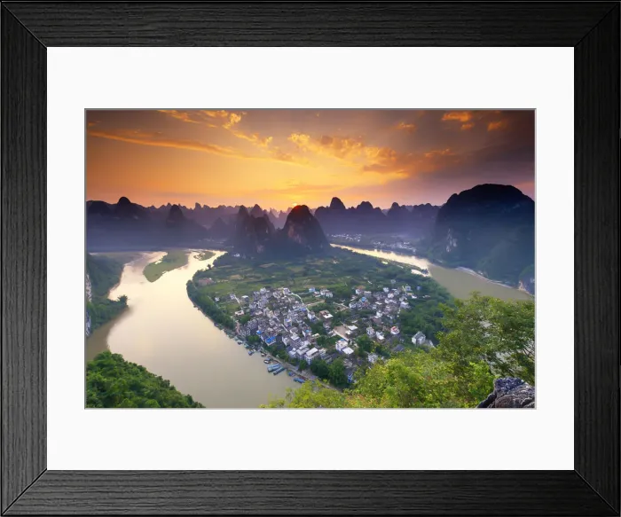 Framed Print : China, Guangxi province, Xingping village along River Li Framed Print : China, Guangxi province, Xingping village along River Li