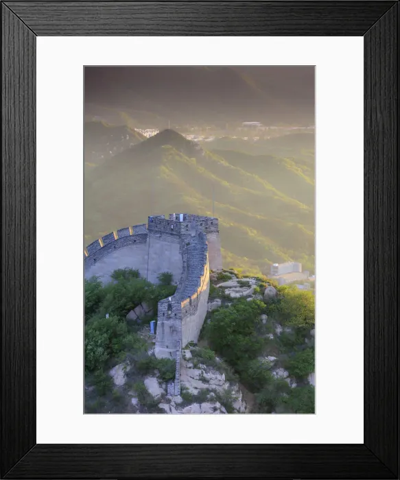 Framed Print : China, Beijing, Great wall of Badaling, sunset on the great wall Framed Print : China, Beijing, Great wall of Badaling, sunset on the great wall