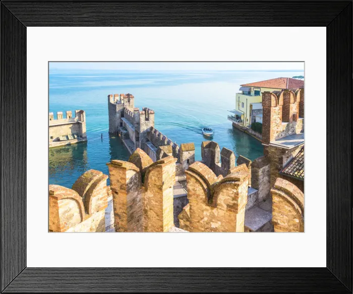 Framed Print : Sirmione, Brescia province, Lombardy, Italy Framed Print : Sirmione, Brescia province, Lombardy, Italy